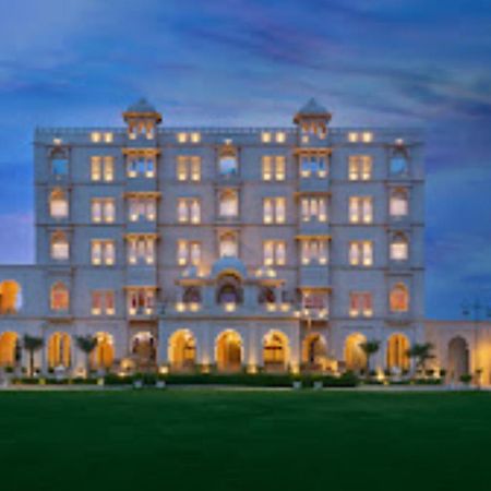 Laxminarayan Club & Resort Vadodara Luaran gambar